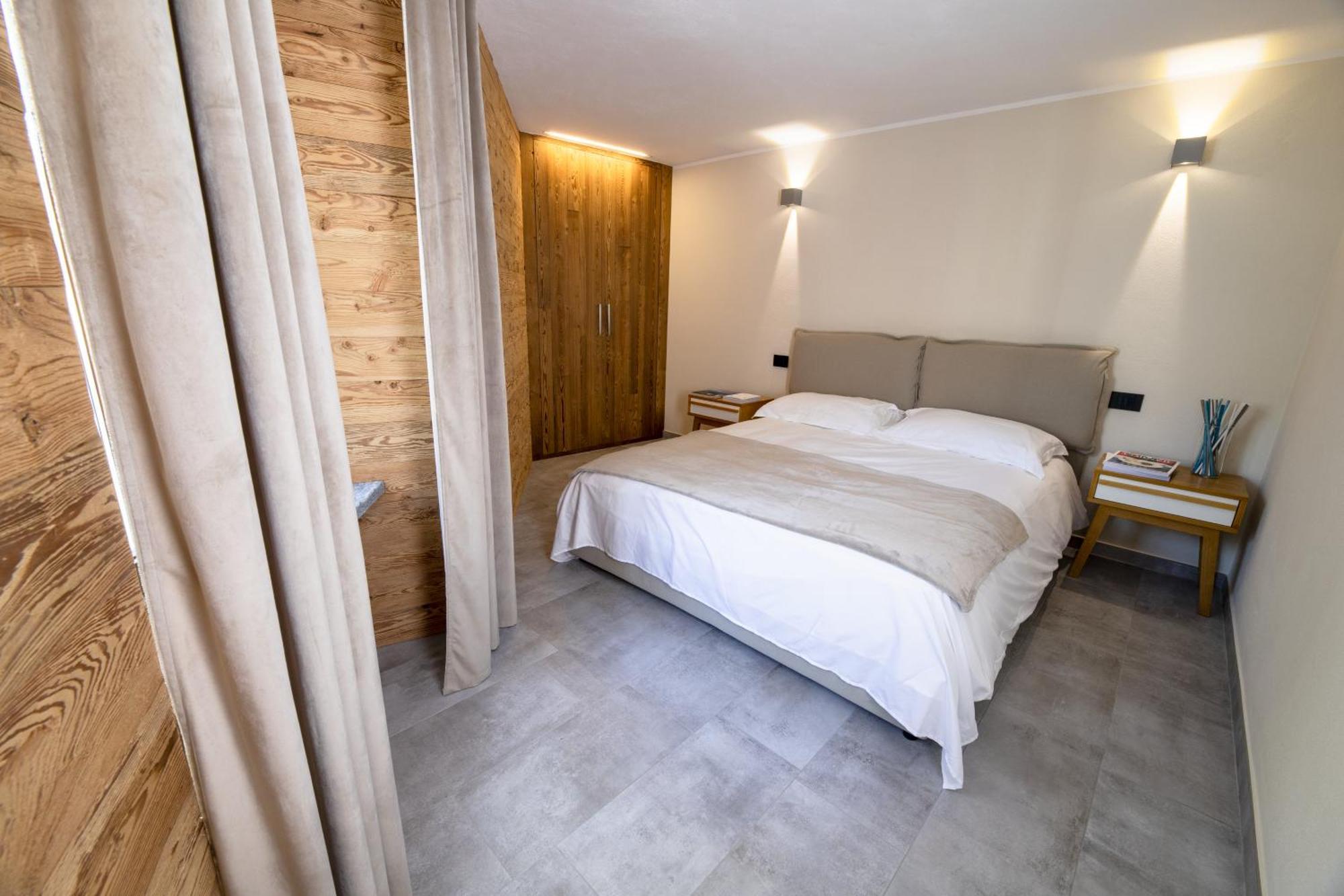 Fenat Aparthotel Introd Exterior photo